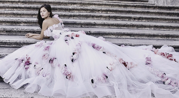 wedding dresses with extra long trains