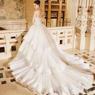 30 Beautiful Wedding Dresses with Impressive Trains - Praise Wedding