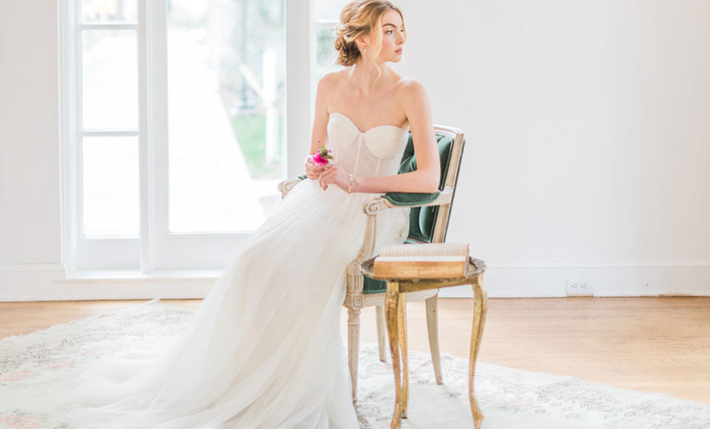 24 Effortlessly Elegant Low Profile Wedding Dresses Praise Wedding