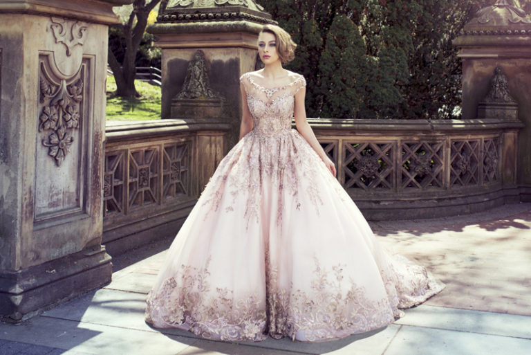 A Touch of Sparkle! 30 Beautiful Wedding Dresses with Glittering Lace ...