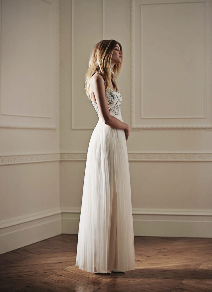 20 Simple Yet Beautiful Wedding Dresses for Modern Brides This Spring ...