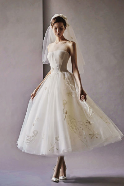 25 Timelessly Beautiful Tea Length Wedding Dresses - Praise Wedding