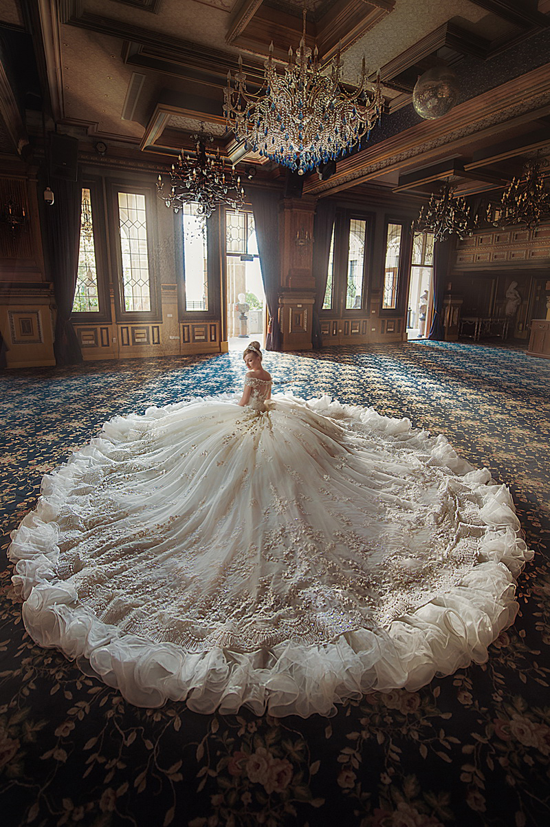 the beautiful wedding dress
