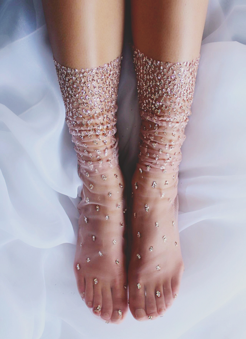 Forkæle spørgeskema afsnit Can You Wear Socks With Your Heels? 20 Wedding-Worthy Bridal Socks For  Style and Comfort! - Praise Wedding