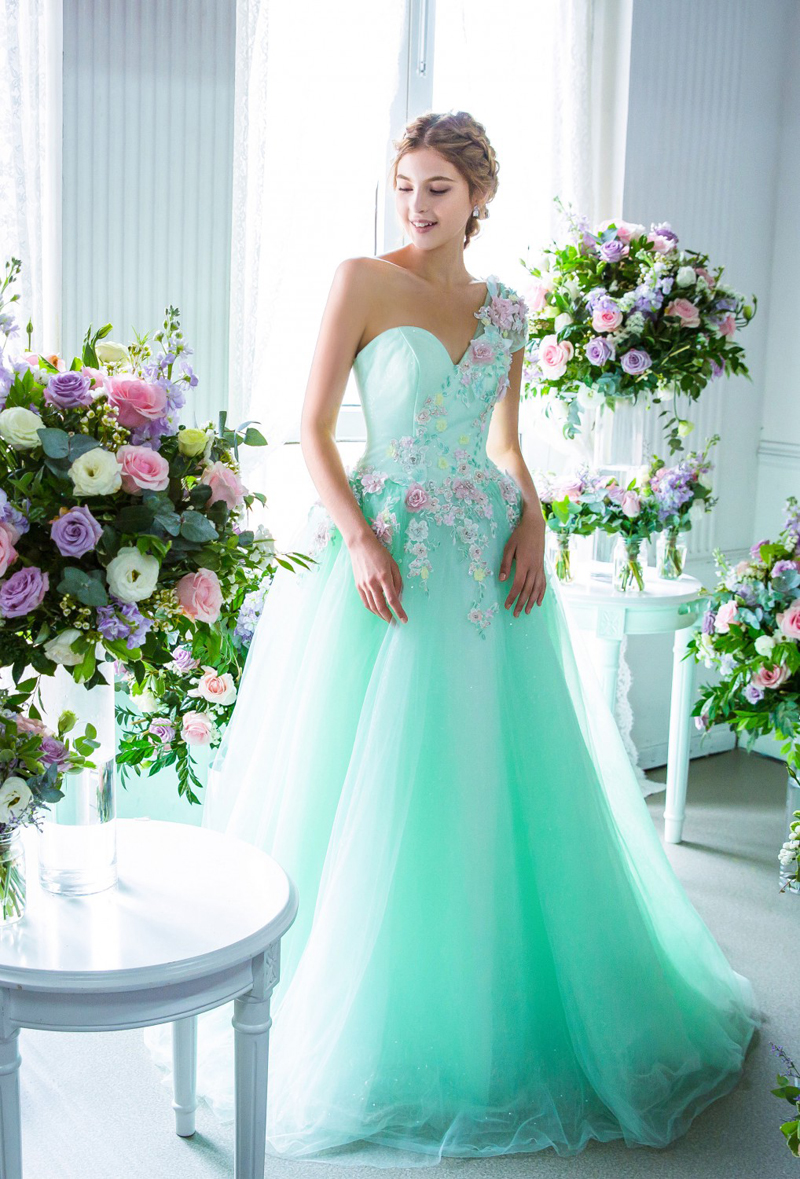 20 Princess-Worthy Fairy Tale Wedding Dresses for Summer ...