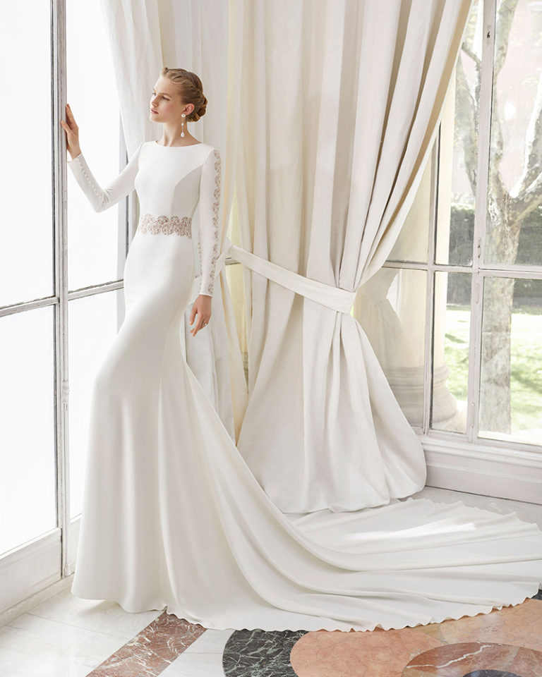 15 Figure Flattering Wedding Dresses For Modern Avant Garde Brides