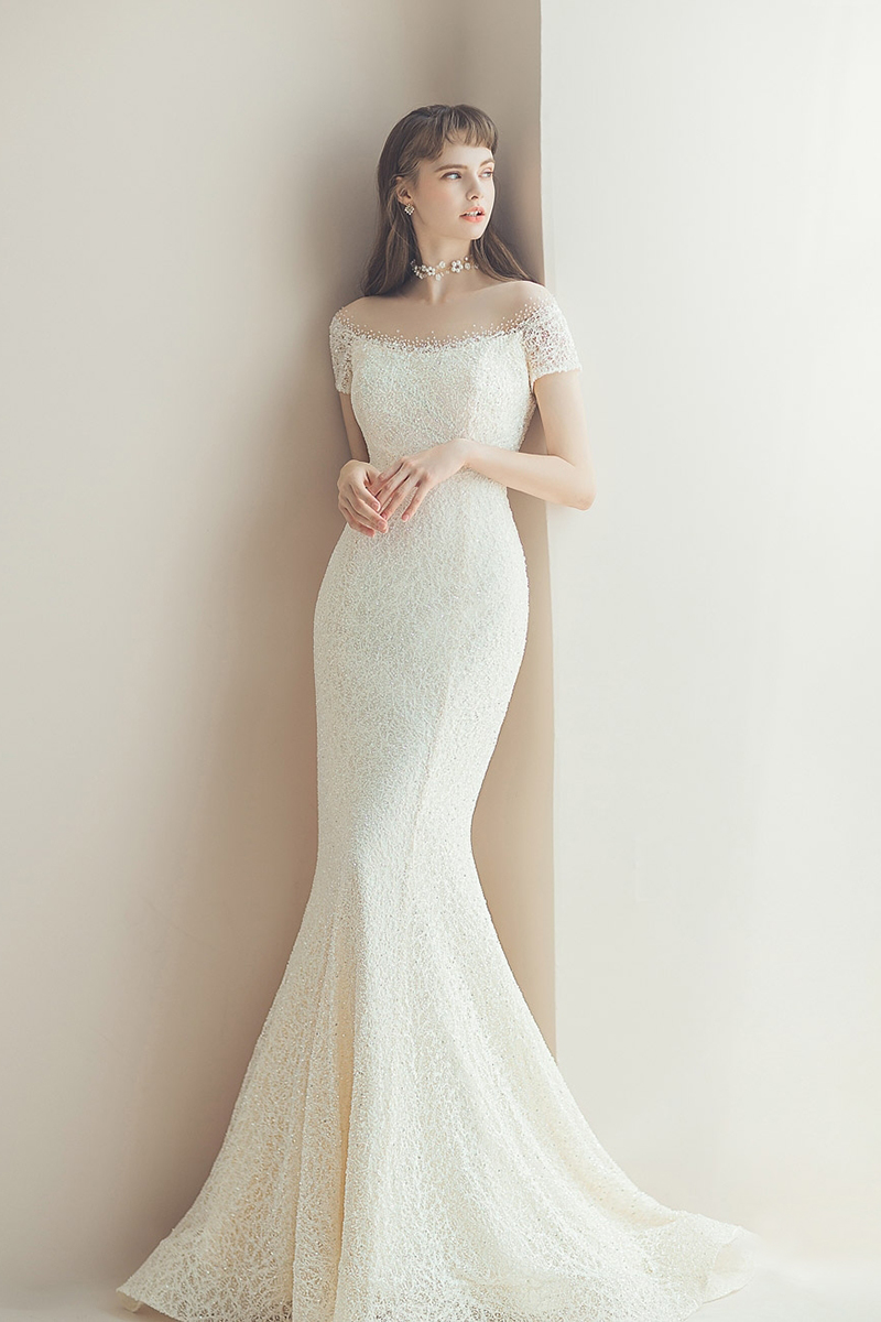 14 Beautiful Wedding Dresses for Your Minimony or Intimate Wedding ...